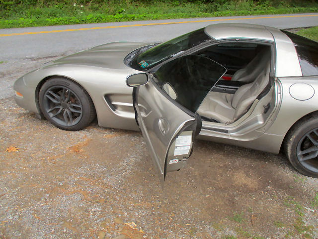 2001 Chevrolet Corvette Base - Photo 12