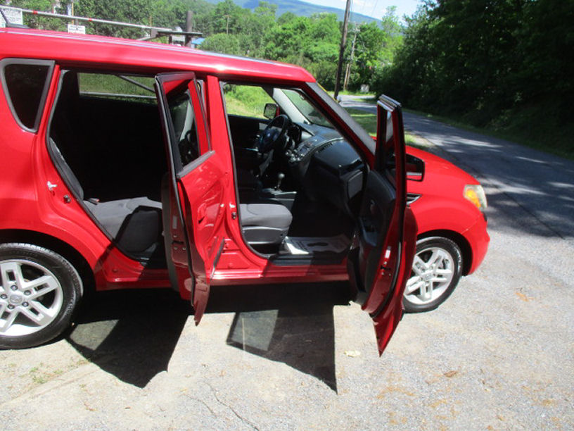 2010 Kia Soul Exclaim - Photo 13