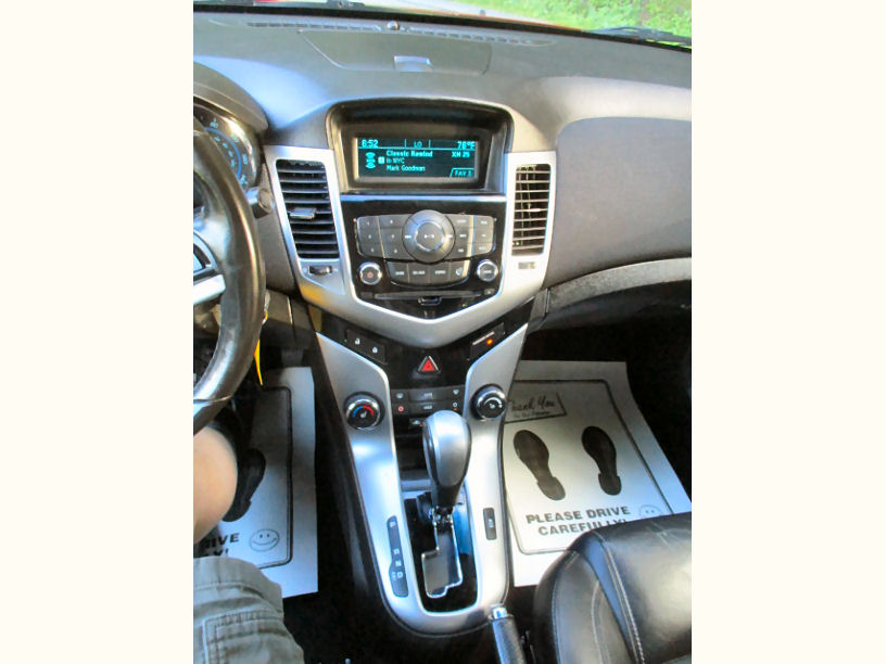 2011 Chevrolet Cruze LTZ - Photo 18